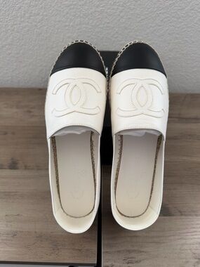 CHANEL White Lambskin Leather Espadrilles